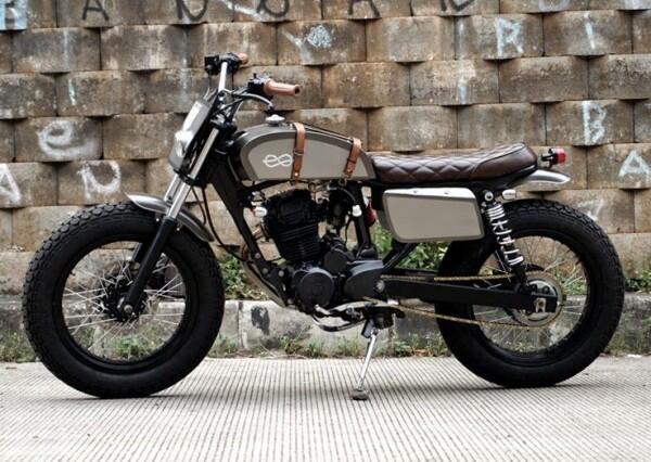 Melirik 5 Motor Tracker Karya Katros Garage, Builder Chopper Jokowi