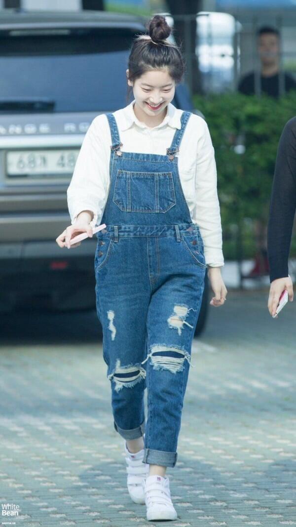 Imut dan Girly, Ini Gaya Kece Dahyun TWICE yang Bisa Kamu Tiru!