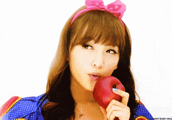 10 Potret Artis Korea Saat Bergaya Ala Snow White, Mana Paling Mirip?