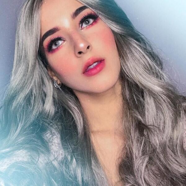 10 Potret Tasya Farasya dengan Bold Make Up, Cetar Abis!