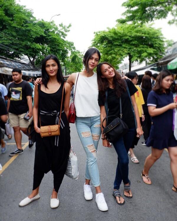 Bak Kakak Adik, 10 Kedekatan Paula Verhoeven & Nadine Chandrawinata