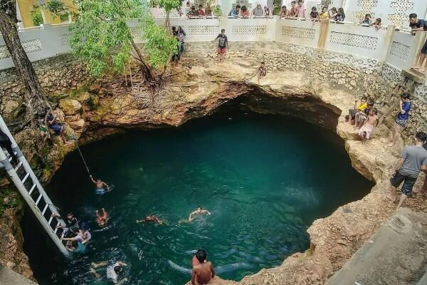 Pemandangannya Indah Banget, 5 Sinkhole Ini Justru Jadi Tempat Wisata