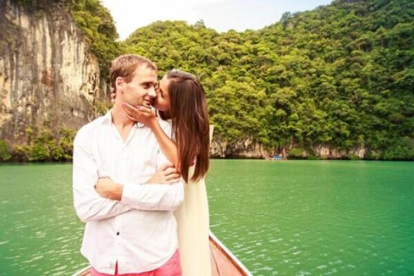 14 Tempat Bulan Madu yang Bikin Kalian Makin Mesra, Selain Bali