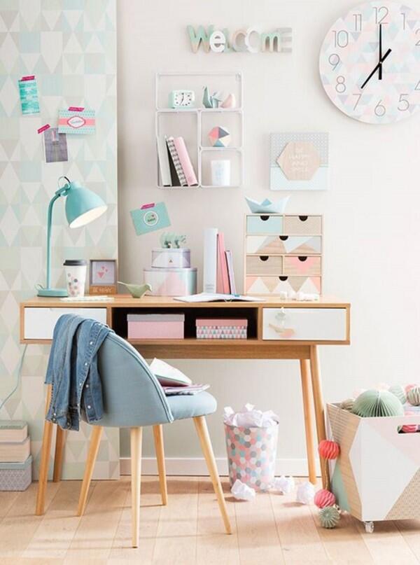 10 Desain Kamar Kos Bertema Pastel, Bikin Setiap Sudut Instagramable!