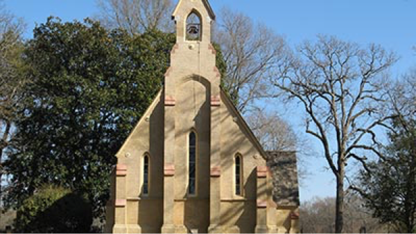 10 Gereja Berhantu dari Belahan Dunia