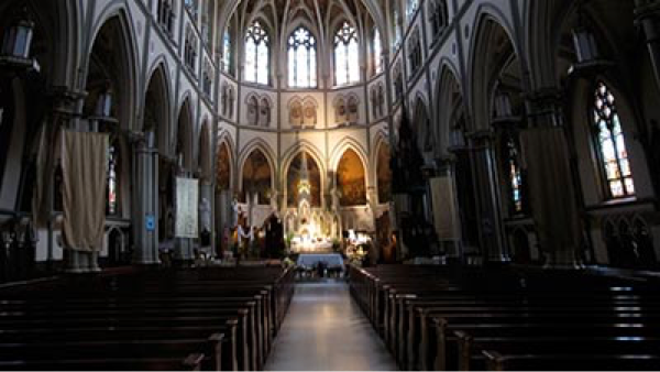 10 Gereja Berhantu dari Belahan Dunia