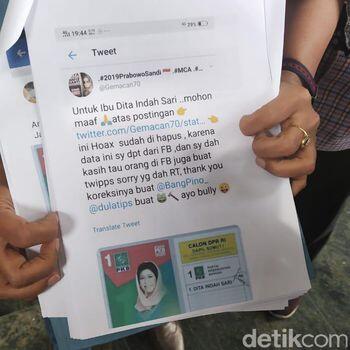 Adukan 25 Akun Medsos, Politikus PKB Dita Sari Penuhi Panggilan Polisi