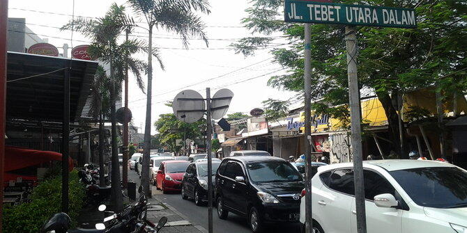 TEBET, DARI RAWA HINGGA MENJADI LAHAN 'MAHAL'