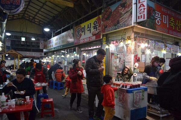 Mau Wisata Kuliner Tapi Bingung Mulai Dari Mana? Masuk Gan!