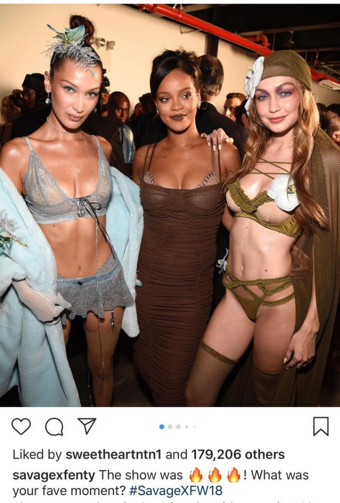 Foto: Promosi Lingerie, Rihanna Seksi Pakai Bodysuit Transparan