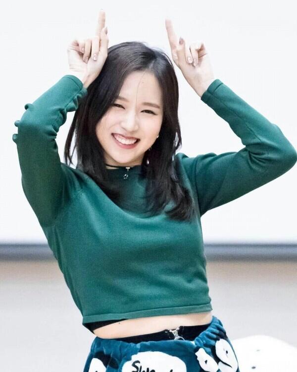 Bikin Tersihir, 10 Idol KPop Ini Punya Gummy Smile Paling Manis!