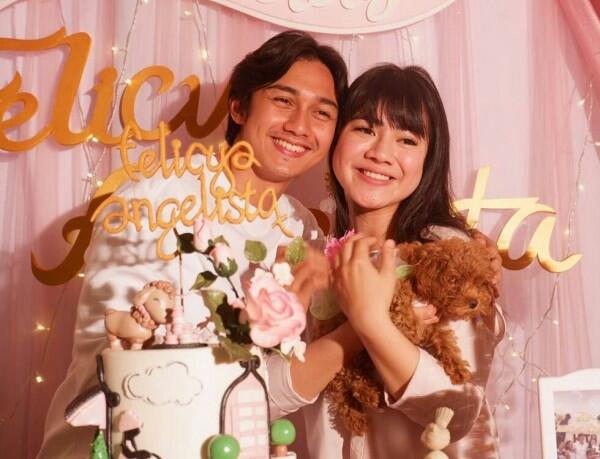 Belum Nikah, 10 Pasangan Seleb Ini Sering Pamer Kemesraan di Instagram