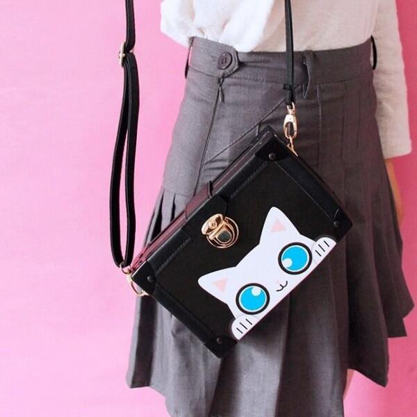 5 Fashion Item yang Wajib Dimiliki Remaja Cewek