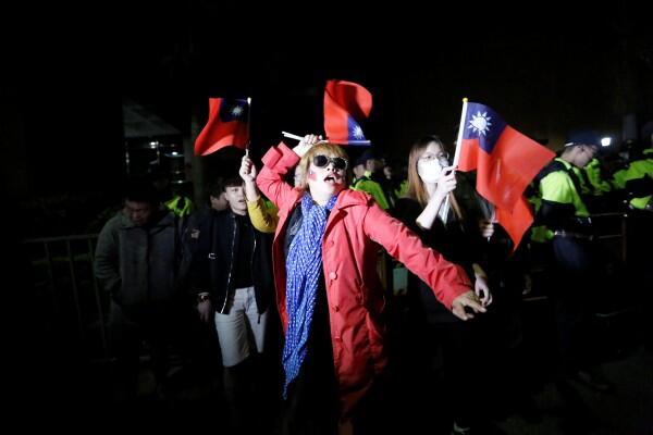 Partai Pemerintah Kalah Pemilu, Taiwan Masih Dibayangi Tiongkok