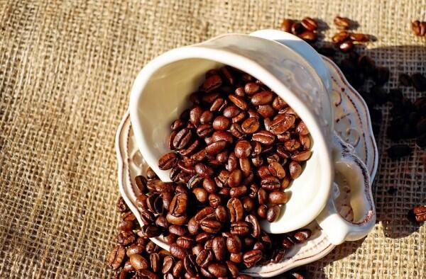 5 Cara Menyulap Ruang Kerja Jadi Mirip Coffee Shop, Dijamin Betah!