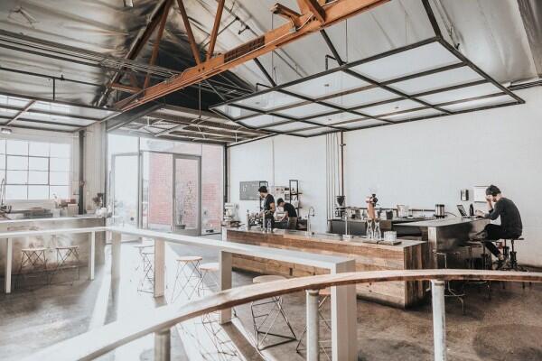 5 Cara Menyulap Ruang Kerja Jadi Mirip Coffee Shop, Dijamin Betah!