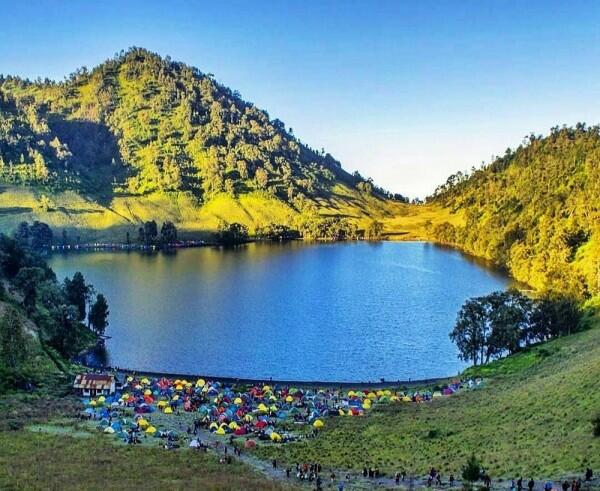 Bermalam di Ranu Kumbolo? 6 Aturan Ini Wajib Kamu Patuhi Lho!