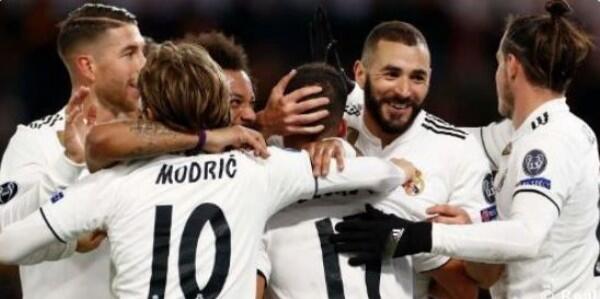 Taklukkan AS Roma 2-0, Real Madrid Rebut Tiket 16 Besar Liga Champions