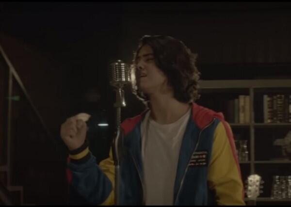 Balik Main Film, Ini 10 Potret Aliando Nyanyikan "Asal Kau Bahagia"