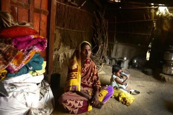 Ketahuan Pakai Daster, Perempuan di Desa Ini Didenda Ratusan Ribu