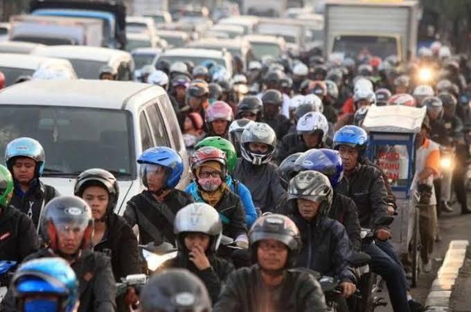 NYAWA GA BISA DIBELI!!! Kebiasaan Buruk Pengendara Indonesia!