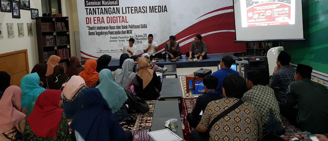 Santri dan Mahasiswa Se-Salatiga Berkomitmen Lawan Hoax