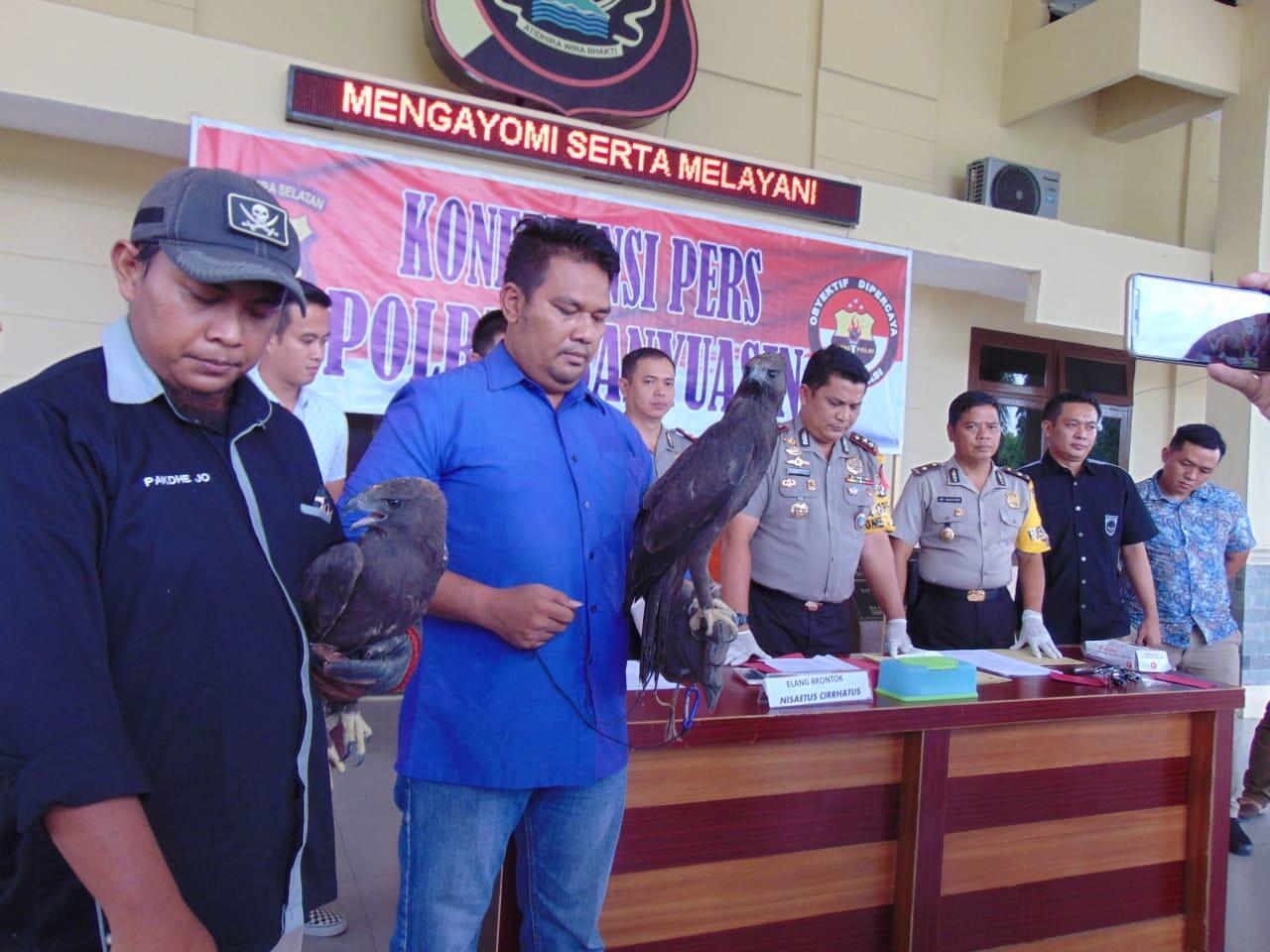 Polres Banyuasin Gelar Konferensi Pers Ungkap Kasus Narkoba , Satwa Langka dan Senpi