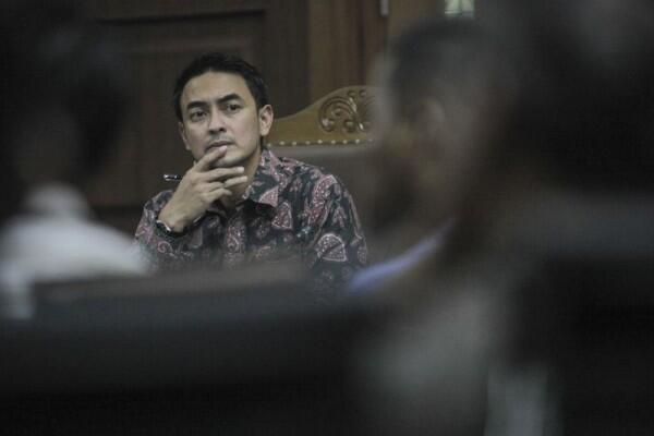 Zumi Zola Diizinkan Ikut Pemakaman Ayahnya di Jambi