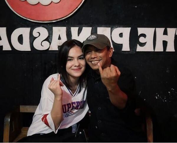 10 Potret Imut Steffi Zamora, Kandidat Pemeran 'Cika' dalam Dilan 1991