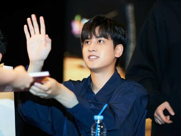 Dijuluki 'Nicest Maknae', Ini 12 Potret Paling Kece Chanwoo iKON
