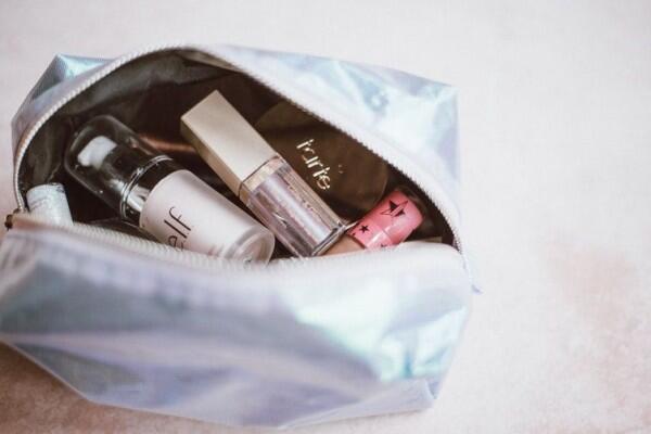 Girls, 5 Skincare ini Wajib Ada Dalam Makeup Pouch-mu