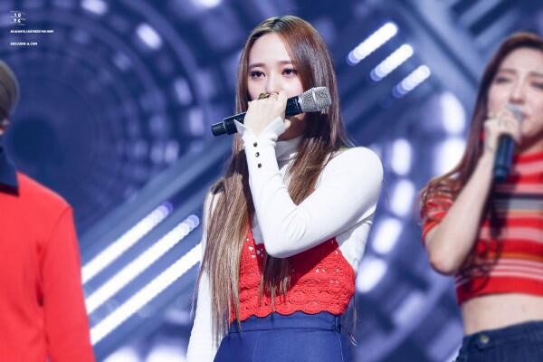 Dicap Jutek, 6 Momen Ini Buktikan Kystal f(x) Pribadi yang Hangat