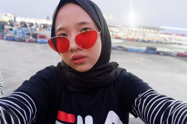 10 Potret Iin Fadillah, Kakak Nissa Sabyan yang Manisnya Kebangetan