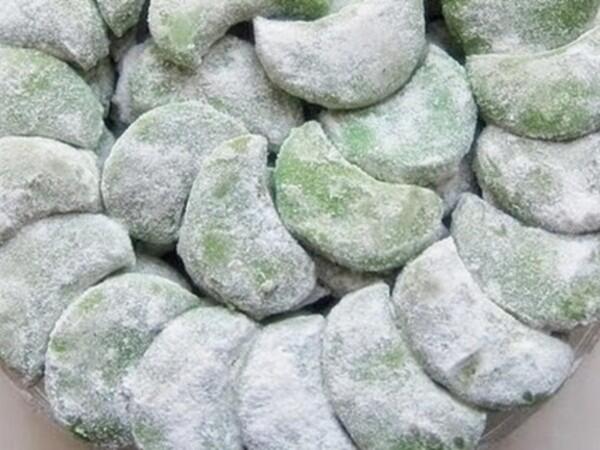4 Resep Kue Putri Salju, Enak Tanpa Harus Beli Mahal-mahal