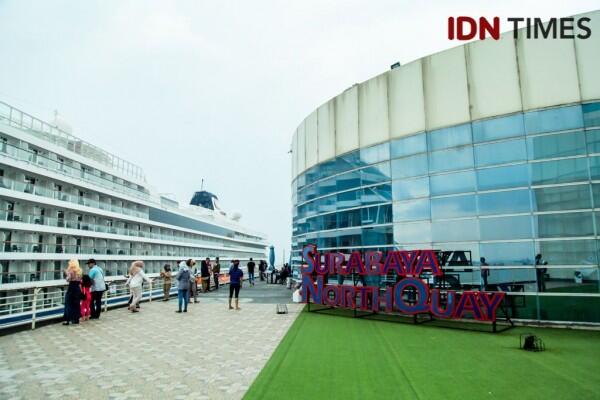 20 Potret Kece Kapal Viking Orio yang Bersandar di Surabaya North Quay