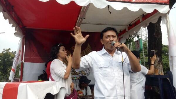 Anies Baswedan Digeruduk Massa yang Menuntut Reuni 212 Dibatalkan