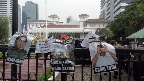 Anies Baswedan Digeruduk Massa yang Menuntut Reuni 212 Dibatalkan