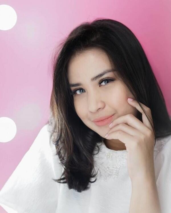 Duh, 10 Seleb Ini Pernah Kena Body Shaming oleh Netizen