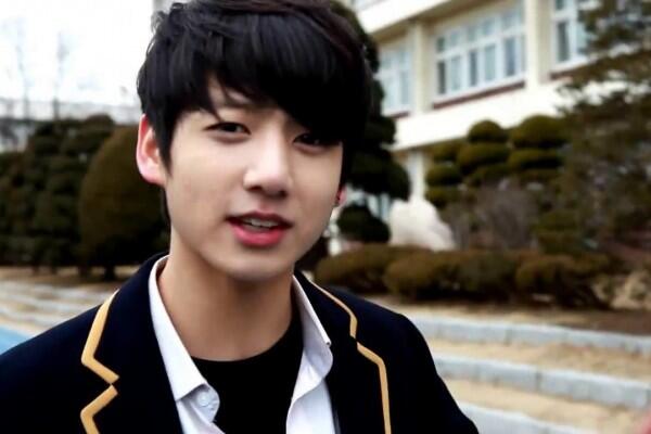 Debut di Usia Muda, 7 Idola KPop Ini Rela Kehilangan Masa Remajanya