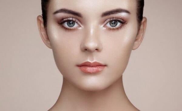 5 Tips Cerdas Pakai Makeup Matte vs. Dewy yang Wajib Kamu Tahu!