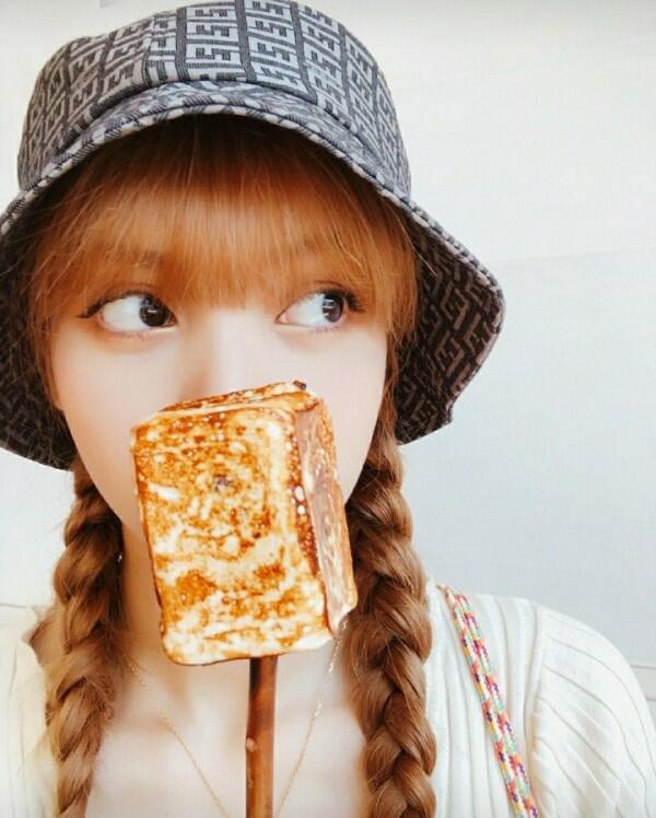 Murah Senyum, Ini 7 Alasan Buat Jatuh Cinta Sama Lisa BLACKPINK