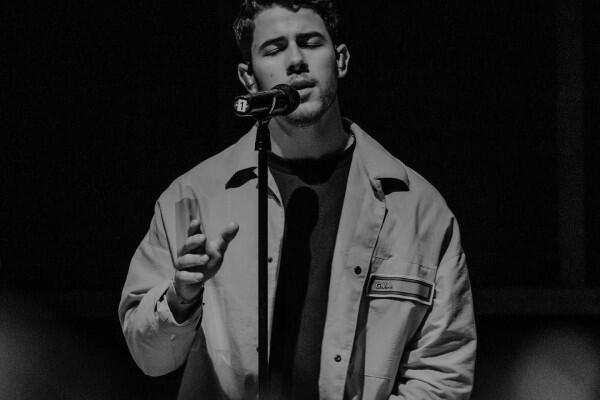 Menikah Sebentar Lagi, Ini Potret Perjalanan Karier Musik Nick Jonas