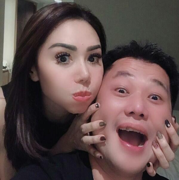 So Sweet, Ini 10 Potret Romantis Femmy Permatasari & Pacar Pengusaha!