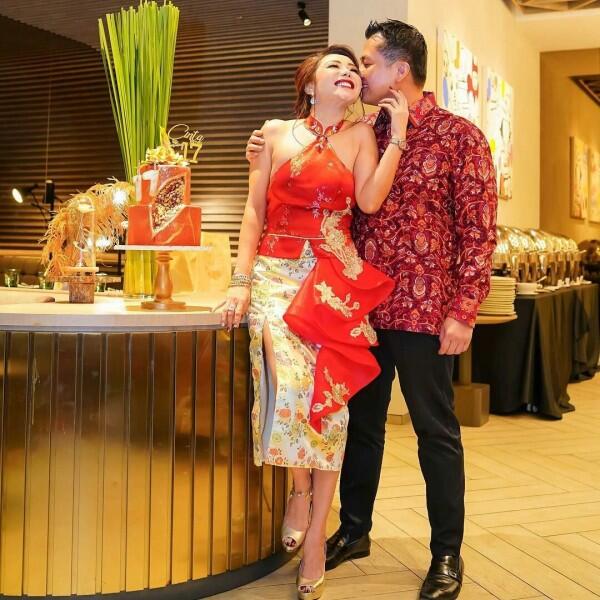 So Sweet, Ini 10 Potret Romantis Femmy Permatasari & Pacar Pengusaha!