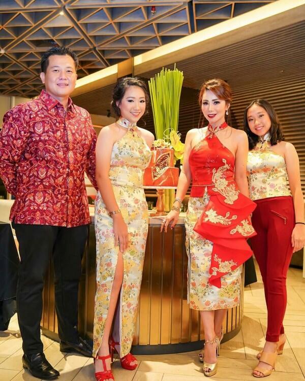 So Sweet, Ini 10 Potret Romantis Femmy Permatasari & Pacar Pengusaha!