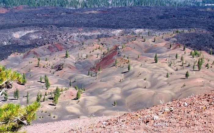 Tempat Tempat Menakjubkan Dengan Segala Keunikan Dan Keindahannya