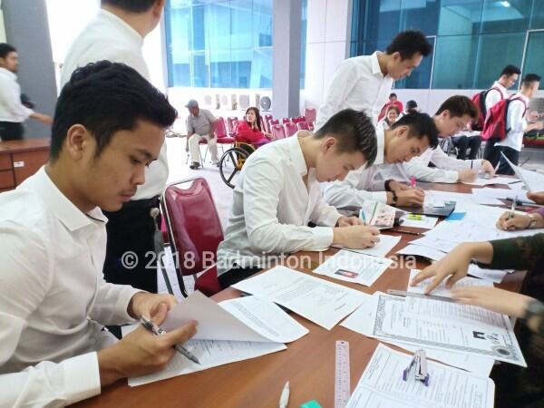 10 Foto Jonatan Christie & Para Atlet Indonesia saat Ujian CPNS