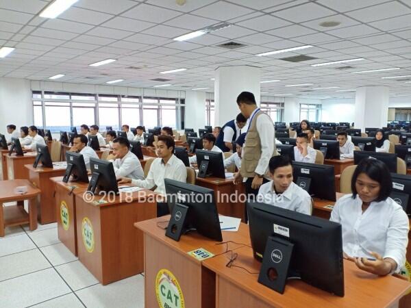 10 Foto Jonatan Christie & Para Atlet Indonesia saat Ujian CPNS
