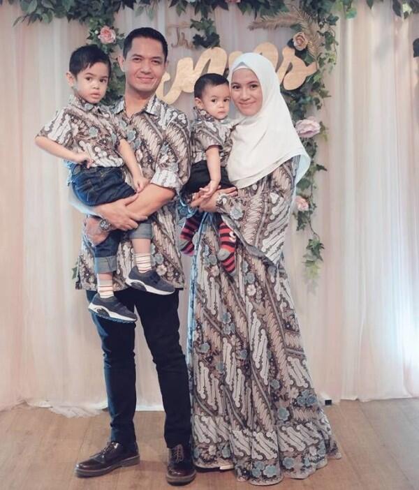 Panutan Banget, 10 Potret Harmonis Dude Harlino & Alyssa Soebandono