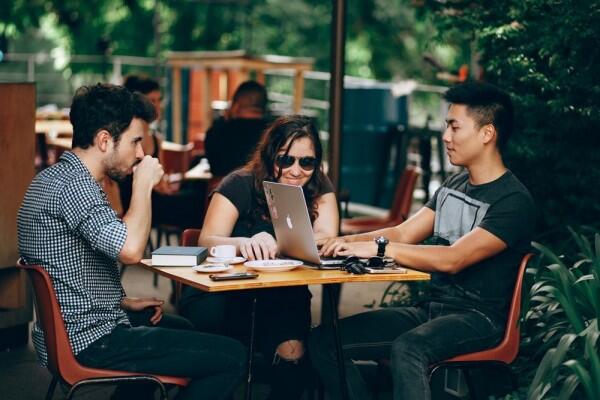 Siap-Siap Naik Gaji! Ini Caranya Melesatkan Karier dari Zodiakmu